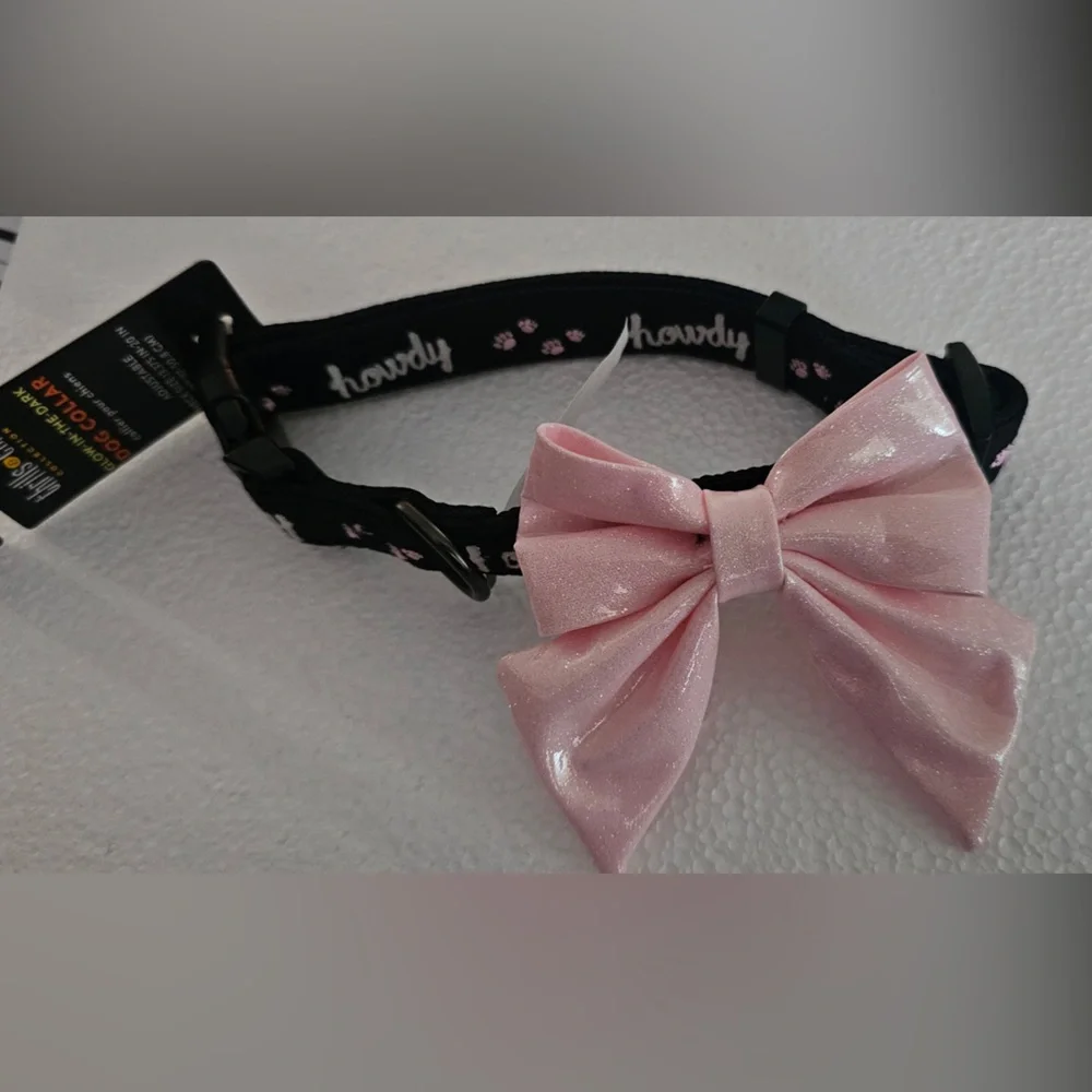Thrills & Chills Howdy Glow In The Dark Dog Collar (L)